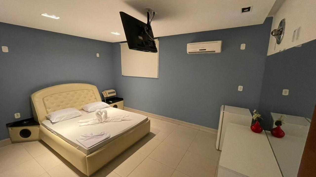 Lovely Motel - 7,5Km Do Santuario Nacional Roseira  Exterior photo